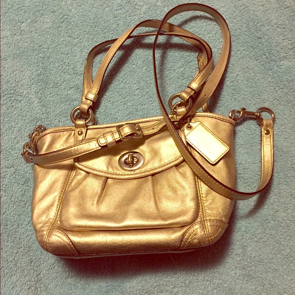 "AUTHENTIC" Coach Purse